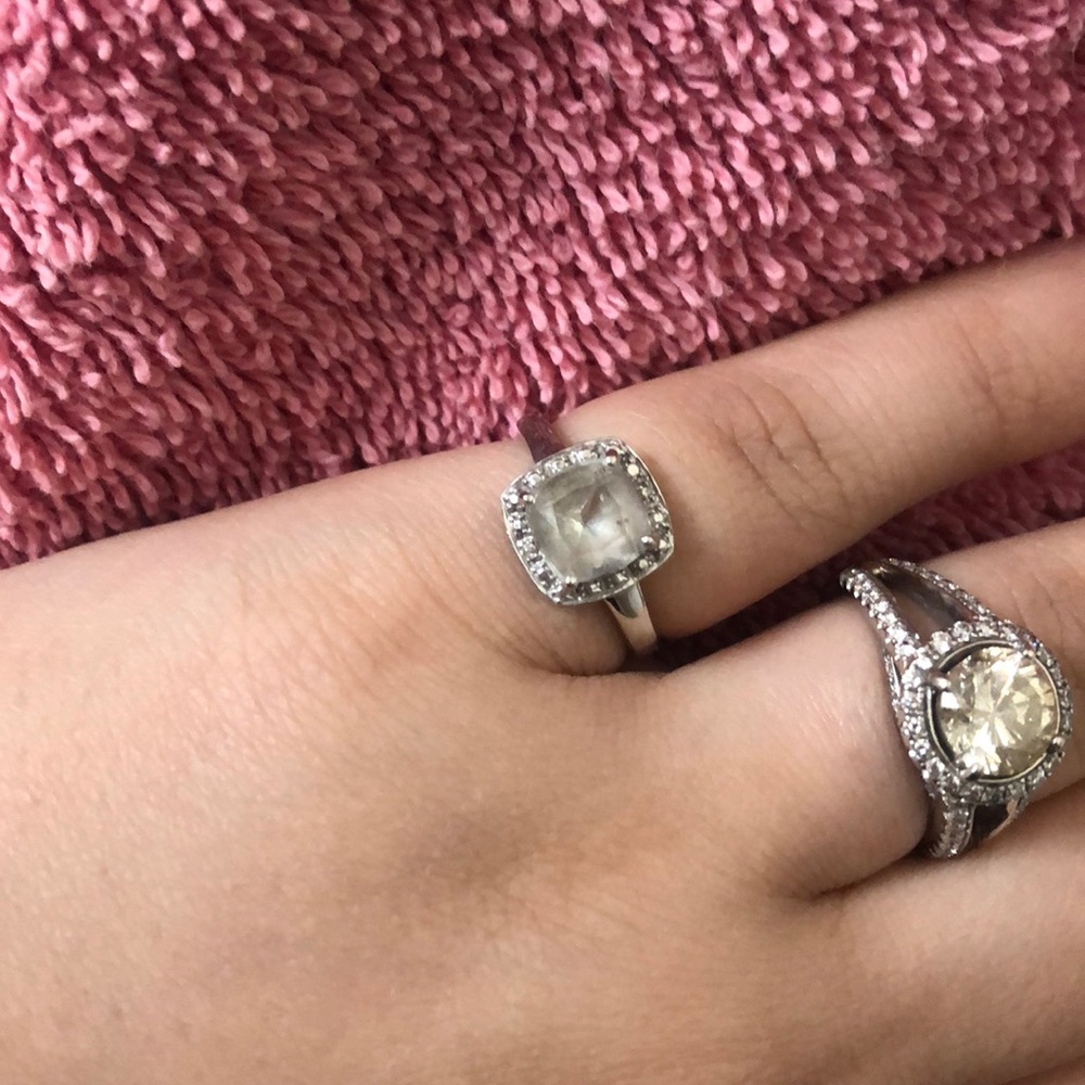 10k white gold ring